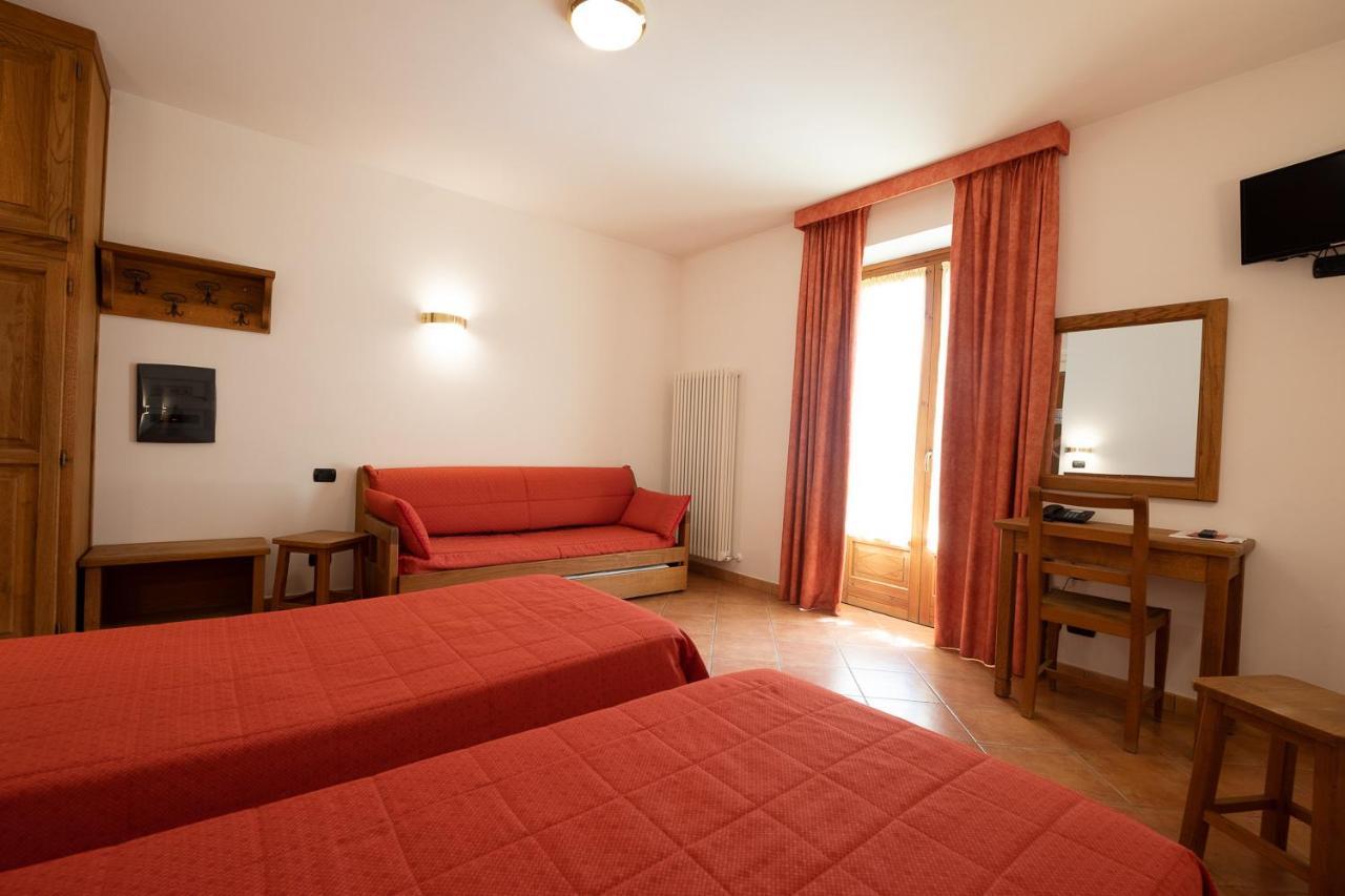 Hotel Casalpina Don Barra Pragelato Extérieur photo
